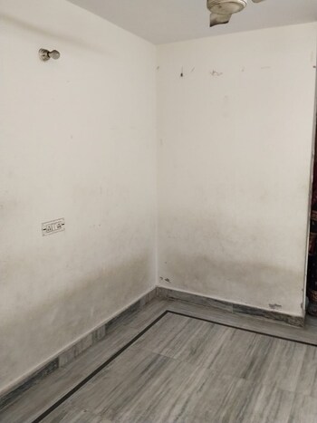 1 BHK Flat for Rent in Bhogal, Delhi
