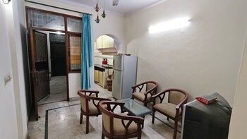 1 BHK Builder Floor for Sale in Malviya Nagar, Delhi