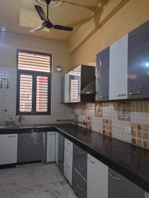 Kitchen in 1.5 BHK Villa at Sector 36 – for Rent