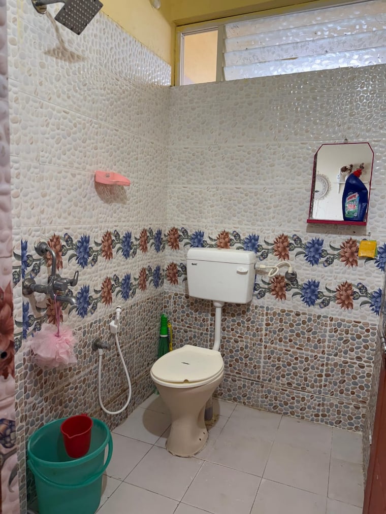 Bathroom, begumpet 2 Bedroom 1200 Sq.Ft. Apartment In Begumpet Hyderabad 10311347
