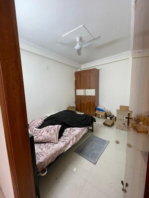 Bedroom in 2 BHK Apartment at Panchsheel Vihar – for Rent