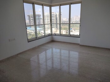 3 BHK Flat for Rent in Vile Parle West, Mumbai