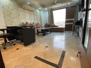 Team Area in 3 BHK Builder Floor at Safdarjung Enclave – for Rent