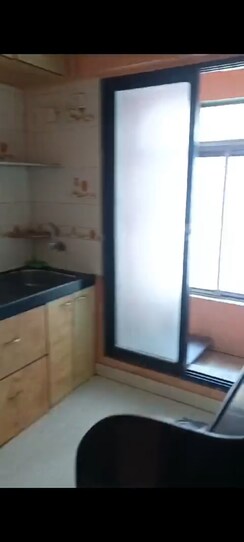 1 BHK + Pooja Room Apartment For Rent in Kurla