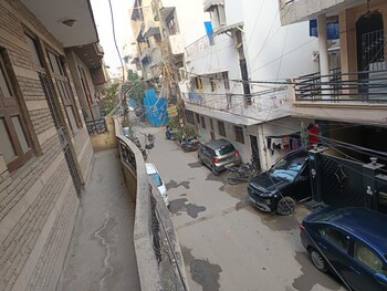 2.5 BHK Builder Floor for Sale in Fateh Nagar, Delhi