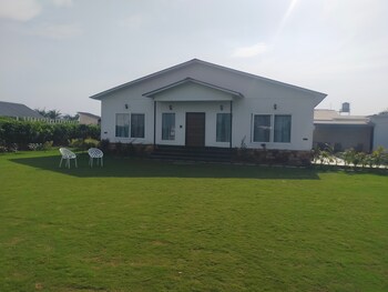 3 BHK House for Rent in Sector 137, Noida