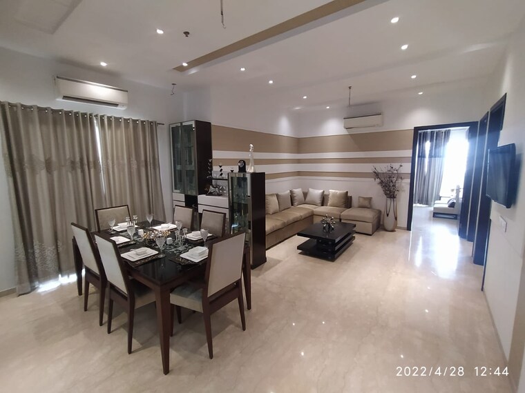Gym, bptp-district-phase-2 5 Bedroom 2700 Sq.Ft. Builder Floor In Sector 84 Faridabad 10316879