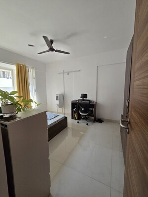 Team Area in 2 BHK Apartment at Ajmera Annex, Electronic City Phase I – for Rent