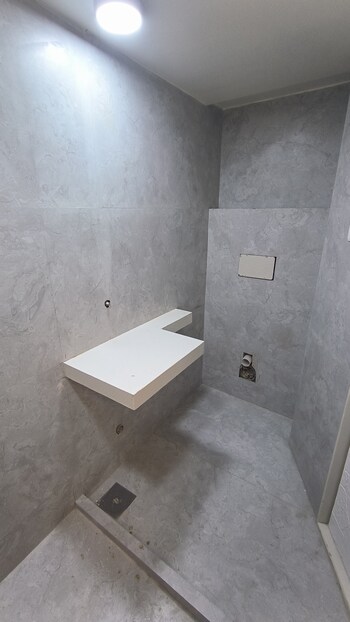 2 BHK Flat for Rent in Siddharth Nagar, Mumbai