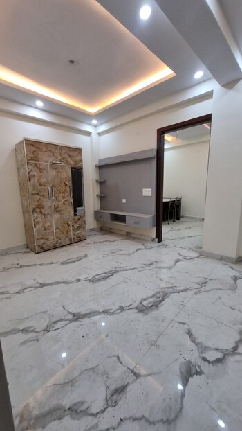 Pareena Om Apartments