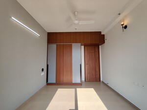 Room in  Apartment at Bhartiya City Nikoo Homes 4, Thanisandra Main Road – for Rent