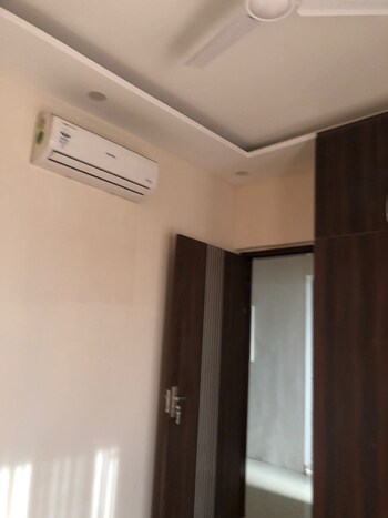 DLF Hyde Park