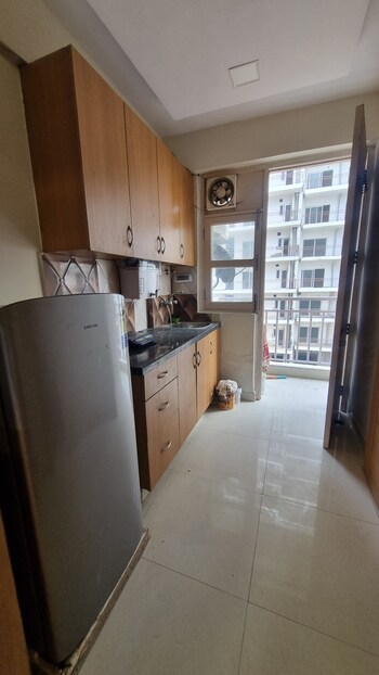 Pareena Om Apartments