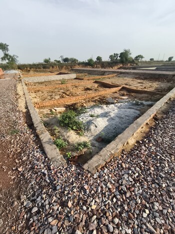 Plot for Sale in Saini, Greater Noida