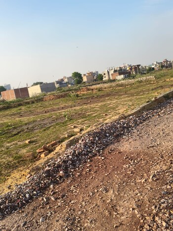 Plot for Sale in Saini, Greater Noida