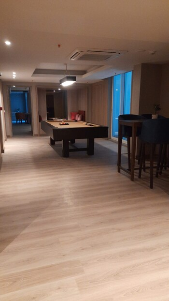 Pareena Om Apartments