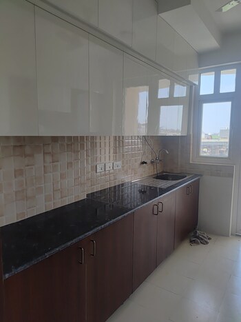Amrapali Eden Park