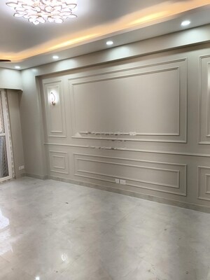 Room in 4 BHK Apartment at Signature Global Sarvam, Sector 37d – for Rent