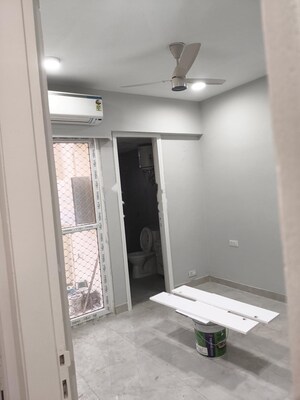 Furnished Amenities in 3 BHK Apartment at Signature Global City, Sector 37d – for Rent