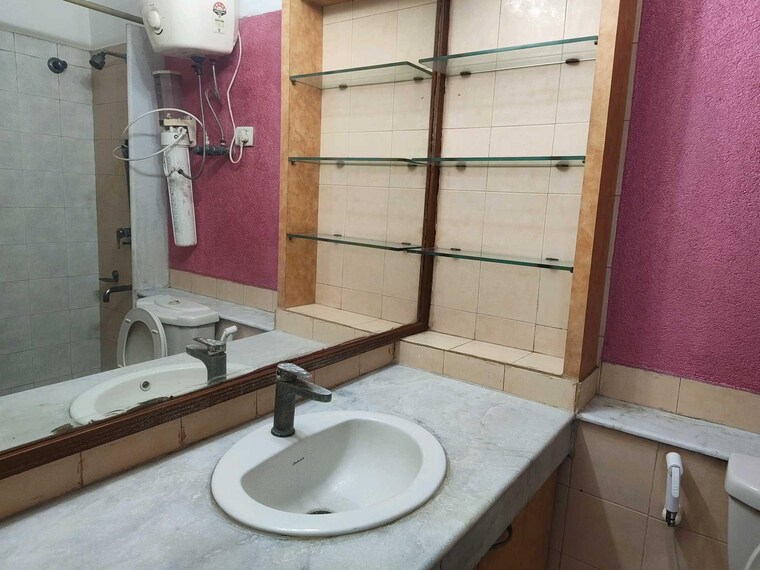 Bathroom, ats-green-village 3 Bedroom 1500 Sq.Ft. Apartment In Sector 93a Noida 10334304