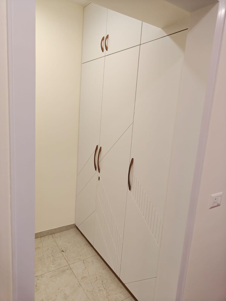 Bathroom, awas-vikas 3 Bedroom 2000 Sq.Ft. Apartment In Gomti Nagar Lucknow 10334416