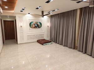 Parking in 3 BHK Apartment at Awas Vikas, Gomti Nagar – for Rent