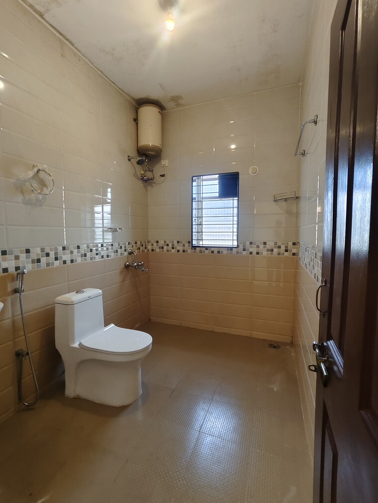 Bathroom, sangolda 2 Bedroom 1000 Sq.Ft. Apartment In Sangolda Goa 10334424