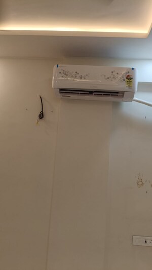 Furnished Amenities in 3 BHK Apartment at Wadhwa TW Gardens, Kandivali East – for Sale