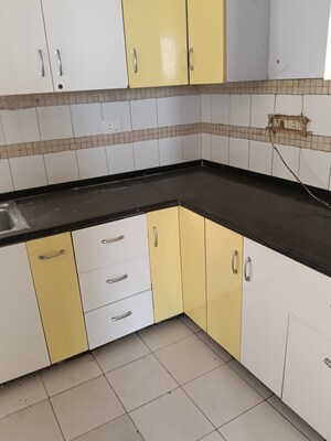 Kitchen in 3 BHK Apartment at Unitech Uniworld Gardens, Sector 47 – for Rent