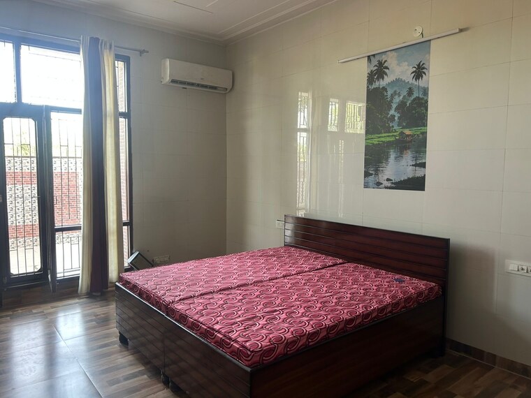 Bedroom, aerocity 3 Bedroom 200 Sq.Yd. Independent House In Aerocity Mohali 10334462
