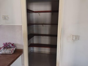 Furnished Amenities in 4 BHK Apartment at Hiranandani Gardens Odyssey I II, Powai – for Sale