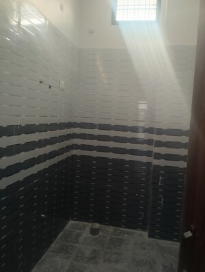 Attached Bathroom in 3 BHK Independent House at Gomti Nagar – for Sale