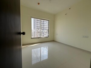 Room in 2 BHK Apartment at Kolte Patil Life Republic R 10, Hinjewadi – for Rent