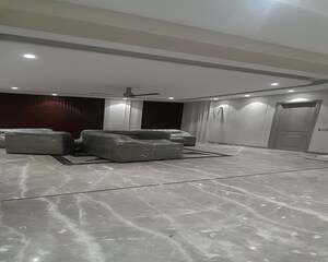 Parking in 4 BHK Builder Floor at Palam Vihar – for Sale