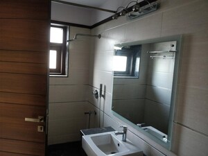 Kitchen in 6+ BHK Builder Floor at Sector 72 – for Sale
