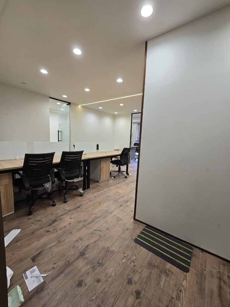 Team Area, gota Commercial Office Space 1763 Sq.Ft. In Gota Ahmedabad 10334521