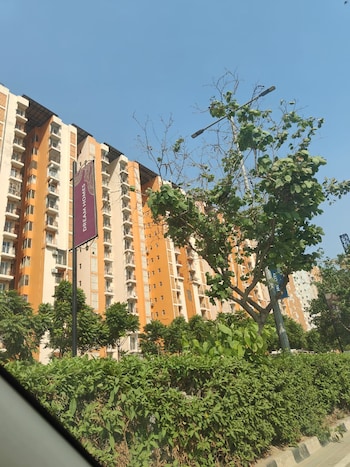 1 BHK Flat for Sale in Wave City, Ghaziabad