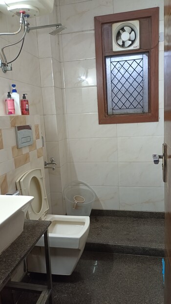 3 BHK Builder Floor for Sale in Old Rajinder Nagar, Delhi