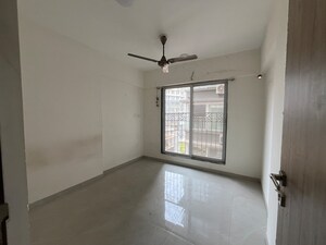 Room in 2 BHK Apartment at Eastern Chambers, Mandvi – for Rent
