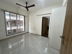 Room in 2 BHK Apartment at Eastern Chambers, Mandvi – for Rent