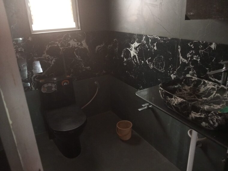 Attached Bathroom, sukh sagar nagar 5 Bedroom 1860 Sq.Ft. Apartment In Sukh Sagar Nagar Pune 10335567