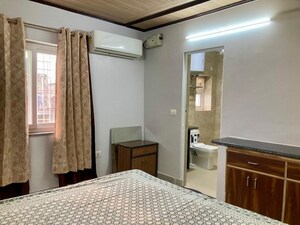 Bedroom in 2 BHK Apartment at Mayur Vihar – for Rent
