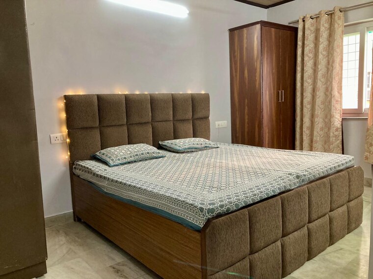 Bedroom, mayur vihar 2 Bedroom 1100 Sq.Ft. Apartment In Mayur Vihar Delhi 10335569