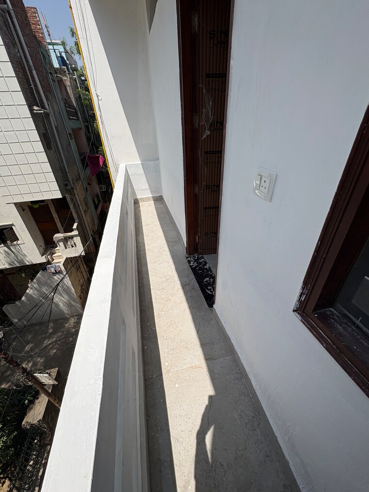 Balcony, rampuri 2 Bedroom 900 Sq.Ft. Builder Floor In Rampuri Delhi 10335816
