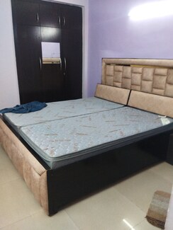 3 BHK +Apartment For Rent in Supertech Cape Town