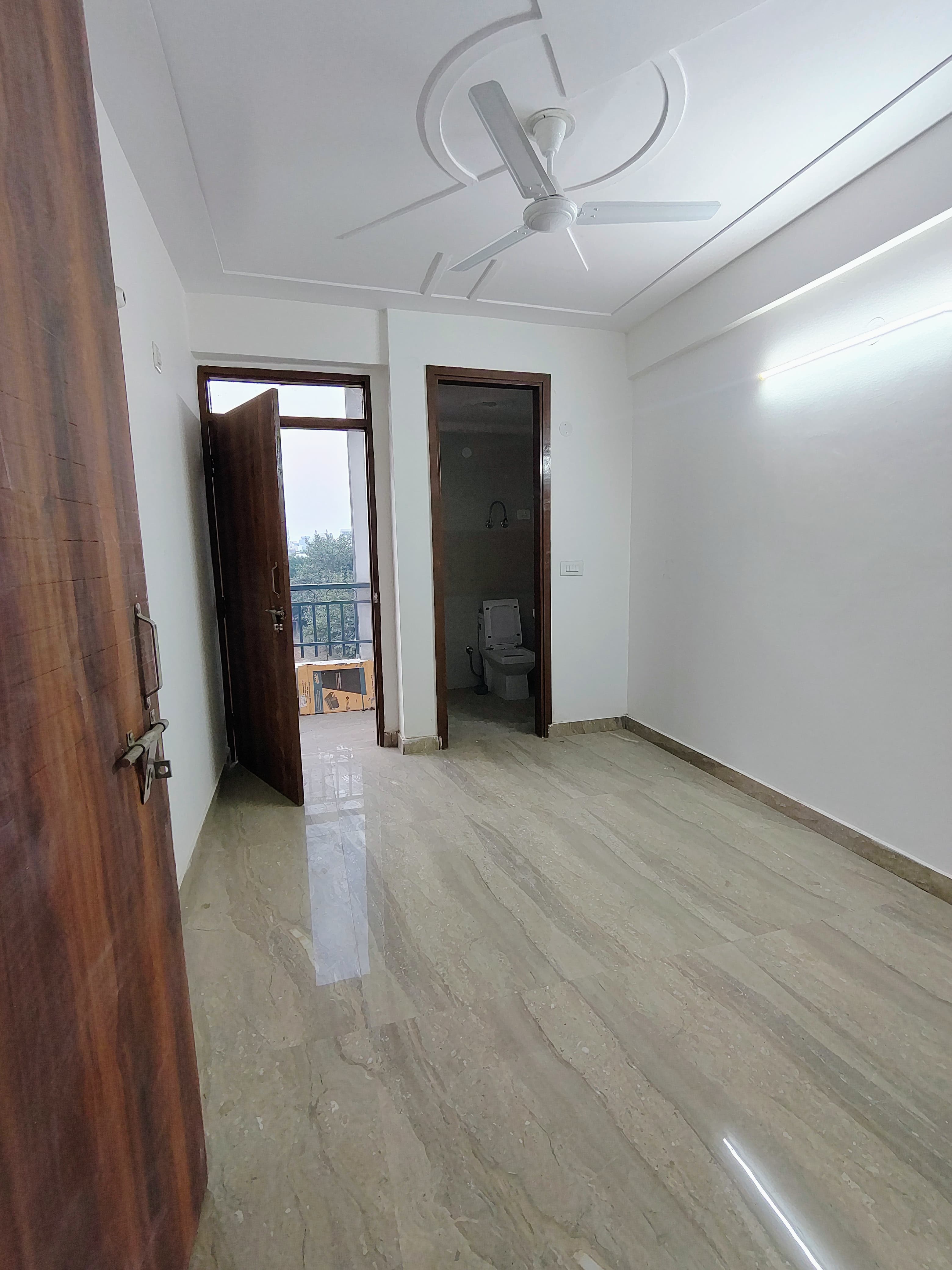 2 BHK Builder Floor For Rent in Saket