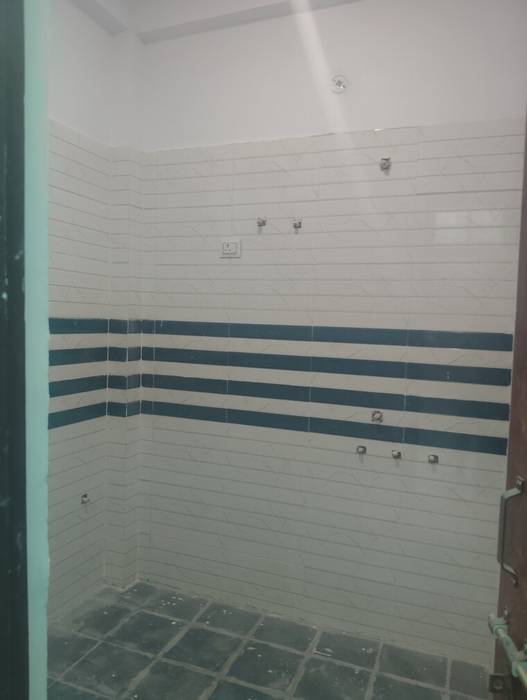 Room, gomti nagar 3 Bedroom 1800 Sq.Ft. Independent House In Gomti Nagar Lucknow 10335820