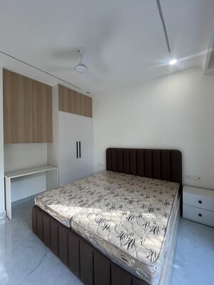 Bedroom in 2 BHK Builder Floor at DLF City Gurgaon, Sector 27 – for Rent