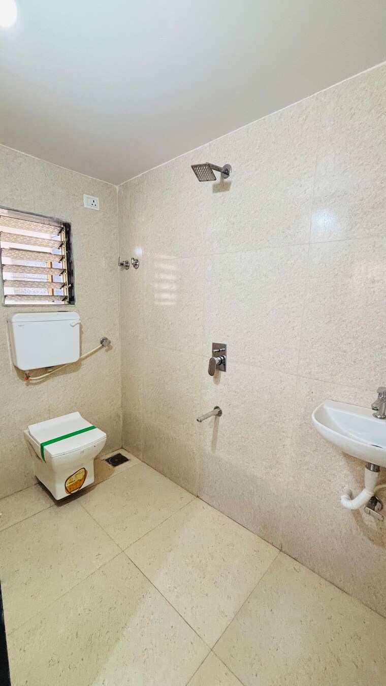 Bathroom, vishnu-vertex 1 Bedroom 650 Sq.Ft. Apartment In Kalyan East Thane 10335827