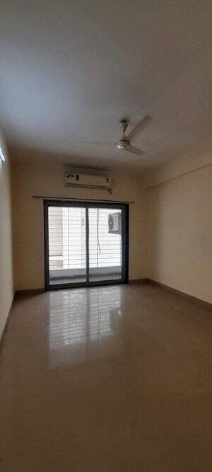Room in 3 BHK Apartment at New Rajendra Nagar – for Rent